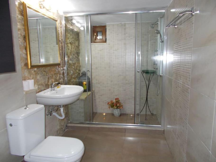 Villa Sofita With Tzakouzi Maroulas Екстер'єр фото