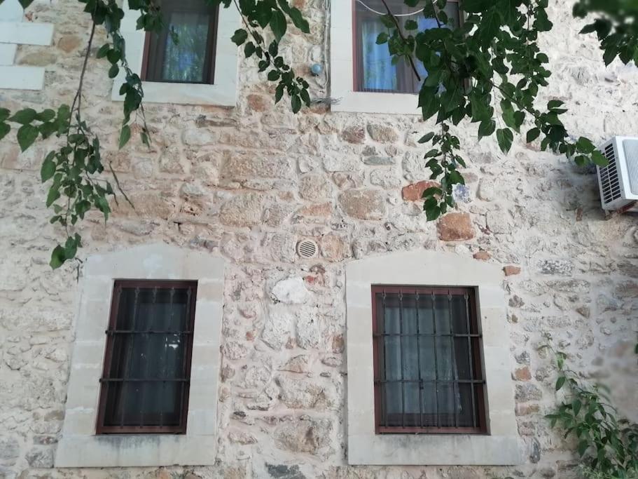 Villa Sofita With Tzakouzi Maroulas Екстер'єр фото