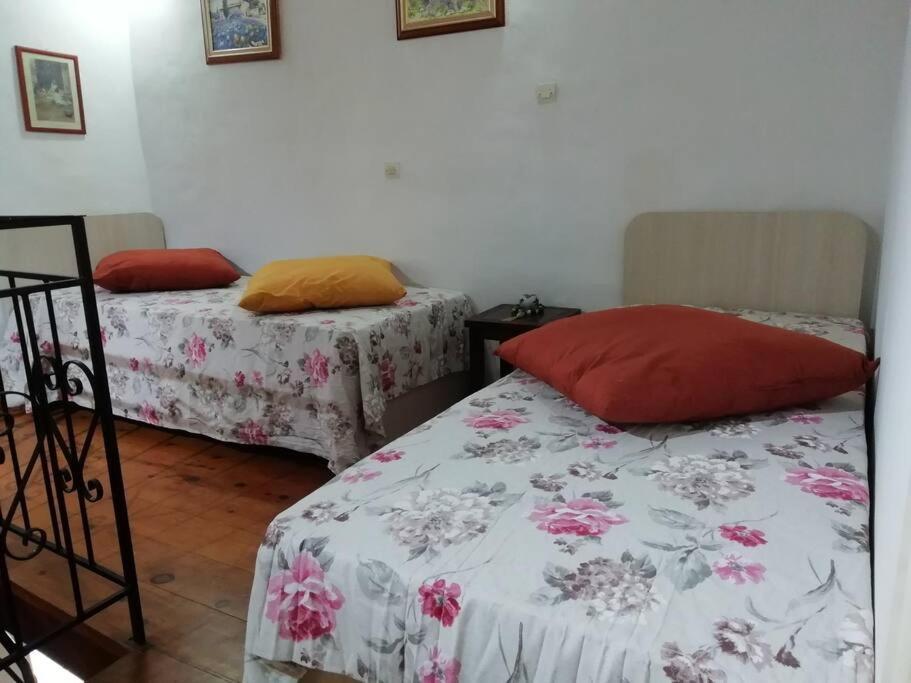Villa Sofita With Tzakouzi Maroulas Екстер'єр фото